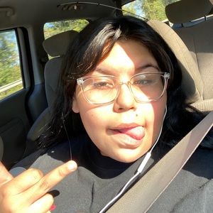 Meet your Posher, Brianna